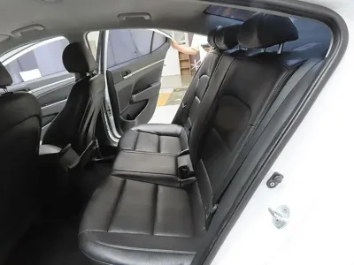 Hyundai Avante 2018, 184612 км, за 3000000 KRW - фото 9