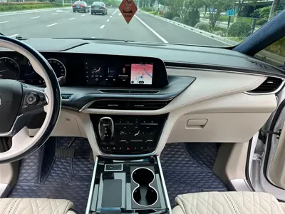 Buick GL8 2022, 90000 км, за 176800 CNY - фото 8