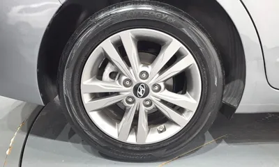 Hyundai Avante 2018, 61358 км, за 10800000 KRW - фото 5