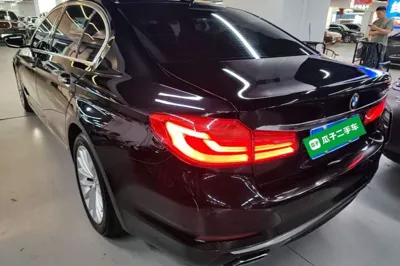 BMW 5 Series 2018, 110500 км, за 146962.09 CNY