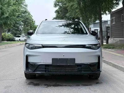 Leapmotor Leapmotor C16 2024, 76000 км, за 109000 CNY
