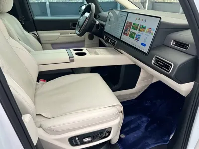 Li Auto Li MEGA 2025, 37000 км, за 468000 CNY - фото 11