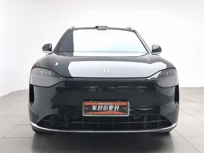 AITO 问界 AITO M9 2024, 39700 км, за 296900 CNY