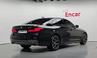 BMW 5-Series 2023, 59895 км, за 99990000 KRW