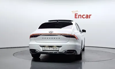 Hyundai Grandeur 2023, 110885 км, за 22100000 KRW