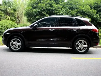 Porsche Cayenne 2014, 149000 км, за 122000 CNY