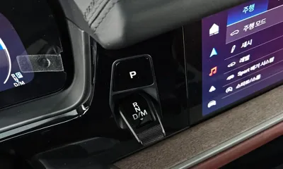 Porsche Cayenne 2025, 9836 км, за 184000000 KRW - фото 9