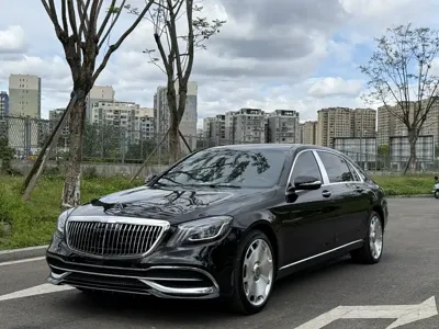 Mercedes-Benz S-Class · 2015 год
