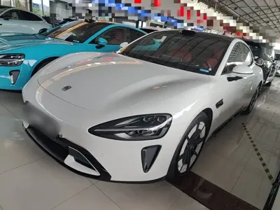 Xiaomi SU7 · 2025 год