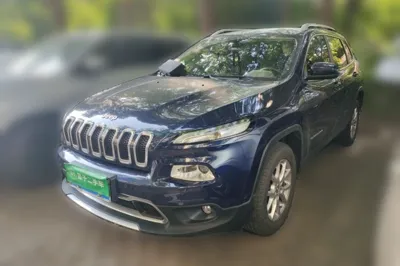 Jeep Cherokee · 2016 год