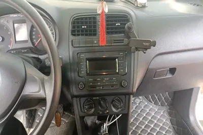Volkswagen Polo 2016, 17000 км, за 40914.95 CNY - фото 13