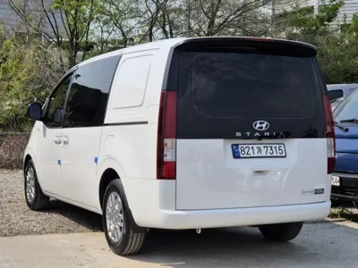 Hyundai Staria 2023, 73975 км, за 19200000 KRW