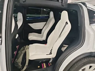 Tesla Model X 2019, 94500 км, за 254300 CNY - фото 17