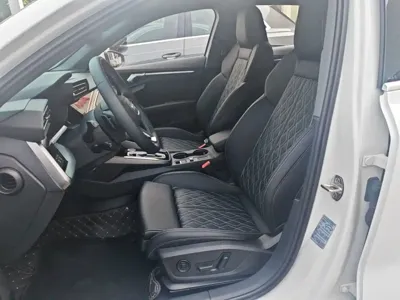 Audi A3 2026, 6400 км, за 137300 CNY - фото 12