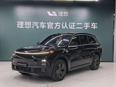 Li Auto Li L8 · 2024 год