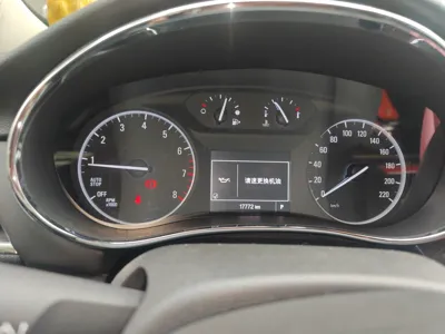 Buick Encore 2016, 17700 км, за 41025.74 CNY - фото 12