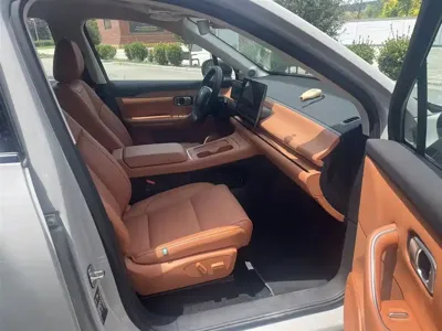 Leapmotor Leapmotor C10 2025, 6000 км, за 116000 CNY