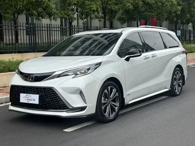Toyota Granvia · 2024 год