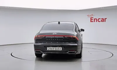 Hyundai Grandeur 2022, 139556 км, за 20300000 KRW