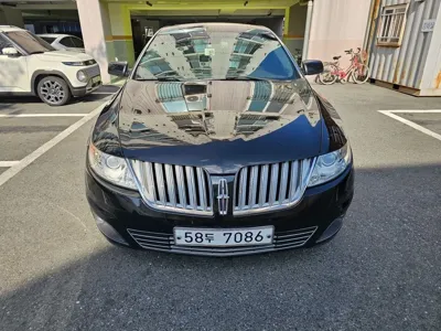 Lincoln MKS · 2012 год