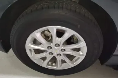 Chevrolet Equinox 2019, 135500 км, за 54276.33 CNY - фото 10