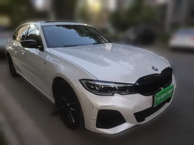 BMW 3 Series 2020, 32700 км, за 171050.5 CNY