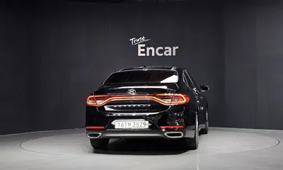 Hyundai Grandeur 2017, 208108 км, за 8900000 KRW