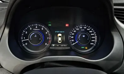 Hyundai Grandeur 2014, 120778 км, за 7900000 KRW - фото 8