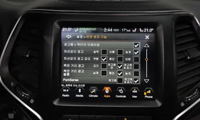 Jeep Cherokee 2019, 103858 км, за 10200000 KRW - фото 17