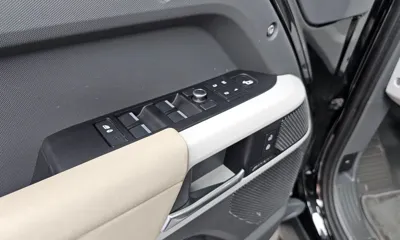 Land Rover Defender 2020, 99357 км, за 50500000 KRW - фото 35