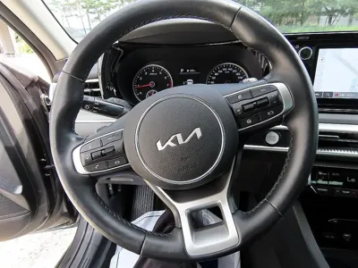 Kia K5 2022, 59487 км, за 30990000 KRW - фото 8