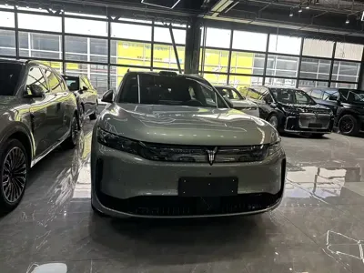 Voyah Free 2025, 10000 км, за 161000 CNY