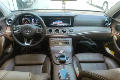 Mercedes-Benz E-Class 2018, 100900 км, за 148548.25 CNY - фото 12
