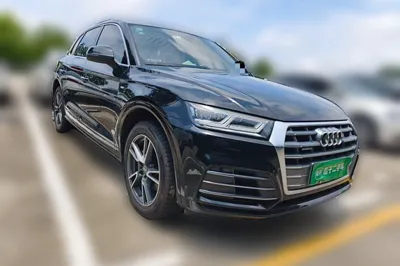 Audi Q5L 2018, 79300 км, за 153430.17 CNY