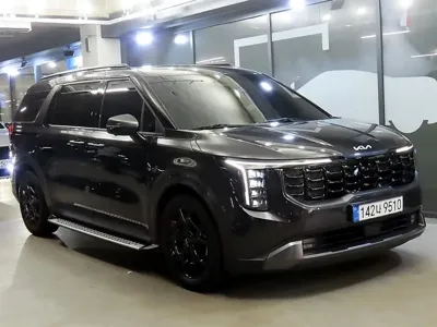 Kia Canival · 2025 год