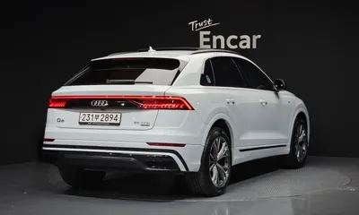 Audi Q8 2022, 21826 км, за 71800000 KRW