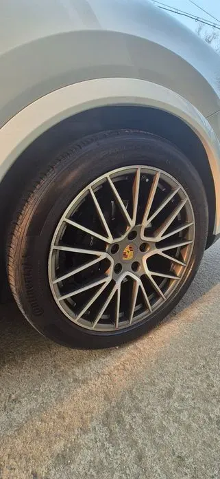 Porsche Cayenne 2023, 37388 км, за 77280000 KRW - фото 9