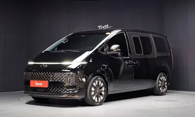Hyundai Staria · 2022 год
