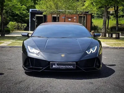 Lamborghini Huracan 2021, 9100 км, за 359000000 KRW