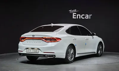Hyundai Grandeur 2018, 93066 км, за 13500000 KRW
