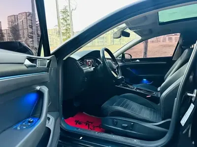 Volkswagen Magotan 2020, 60000 км, за 88800 CNY