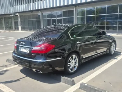 Hyundai Genesis 2012, 132997 км, за 4900000 KRW - фото 4