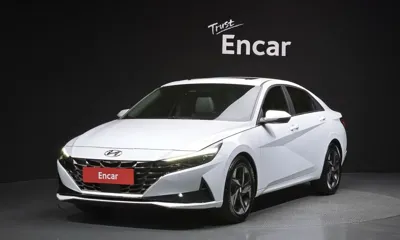 Hyundai Avante · 2022 год
