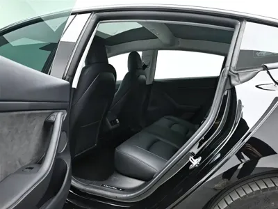 Tesla Model 3 2022, 26200 км, за 146800 CNY - фото 15