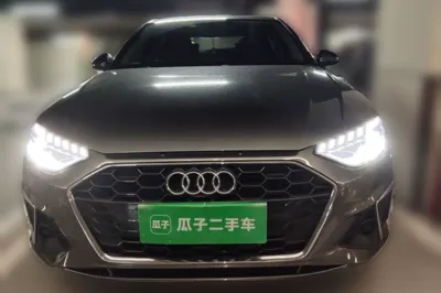 Audi A4L 2020, 49800 км, за 154510.42 CNY