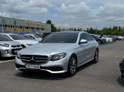 Mercedes-Benz E-Class · 2017 год