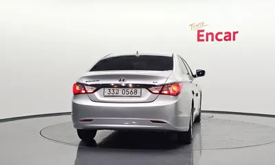 Hyundai Sonata 2013, 224369 км, за 2700000 KRW