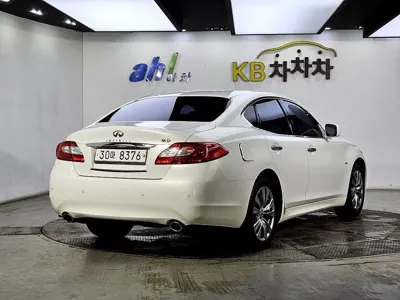Infiniti M 2012, 148000 км, за 2990000 KRW