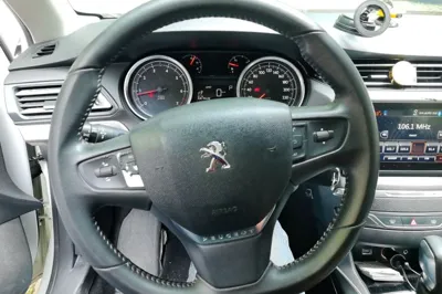 Peugeot 408 2016, 68600 км, за 43507 CNY - фото 9