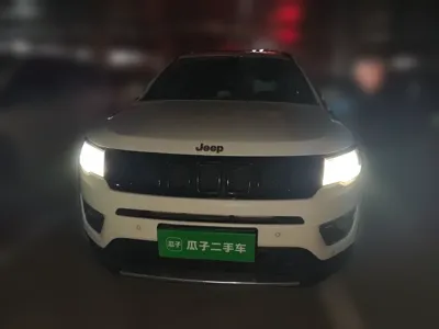 Jeep Compass 2017, 89300 км, за 51705.35 CNY